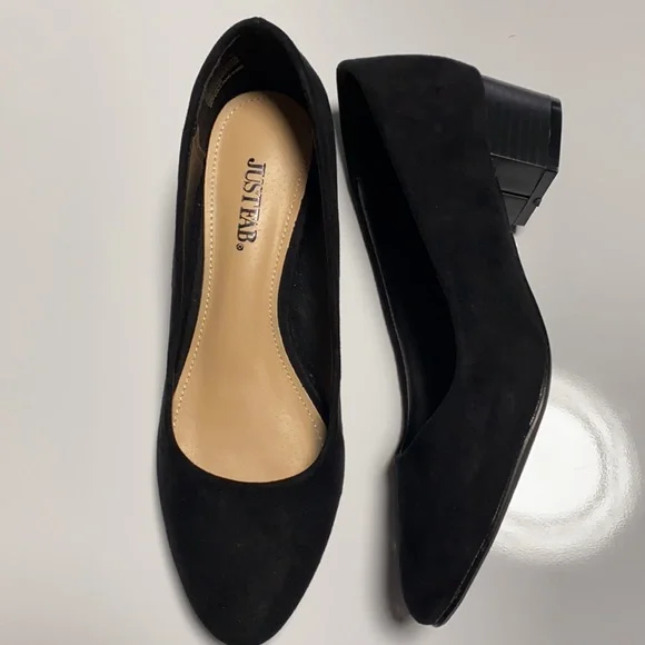 JustFab shoes, size 7.5, color:Black - Picture 2 of 2